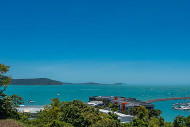 Click to view all images 131 Shingley Drive Airlie Beach QLD 4802 - Image 2