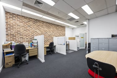 147 Peats Ferry Road Hornsby NSW 2077 - Image 2