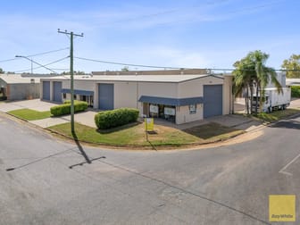 42 Batts Street Emerald QLD 4720 - Image 2
