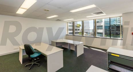 10 Cloyne Road Southport QLD 4215 - Image 2