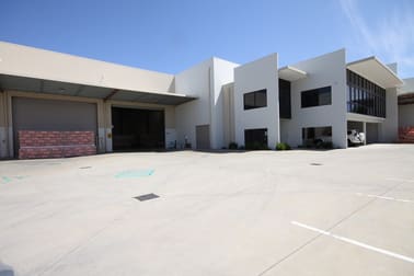 33 Tacoma Circuit Canning Vale WA 6155 - Image 1