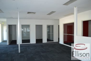 2/3998 Pacific Highway Loganholme QLD 4129 - Image 2