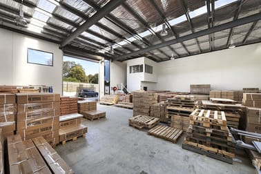 2/37 Rooks Road Nunawading VIC 3131 - Image 3