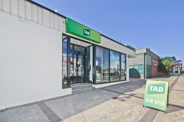 Click to view all images 30 Dennigan Street Wanniassa ACT 2903 - Image 2