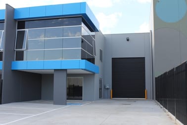 2/3 Walhalla Way Ravenhall VIC 3023 - Image 1