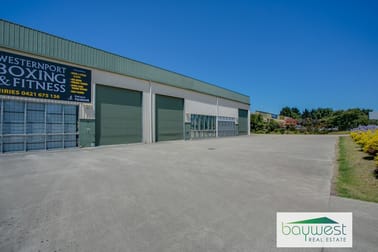 2/250 Marine Parade Hastings VIC 3915 - Image 1
