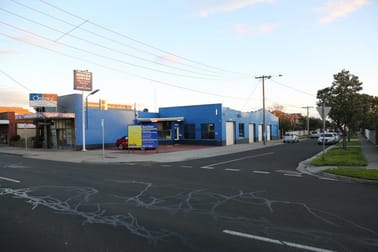 Click to view all images 194 Como Parade West Parkdale VIC 3195 - Image 2