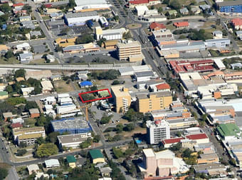 10 William Street Gladstone Central QLD 4680 - Image 3