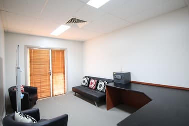 10/120A Russell Street Toowoomba QLD 4350 - Image 3