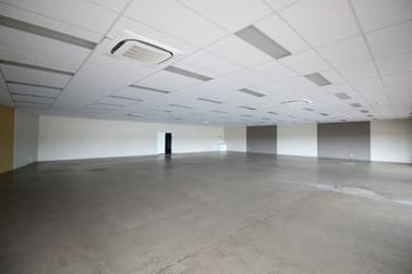 1/900 Ruthven Street Kearneys Spring QLD 4350 - Image 3