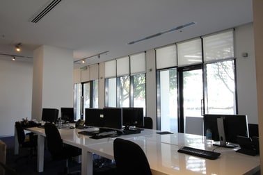 52 River Esplanade Docklands VIC 3008 - Image 3