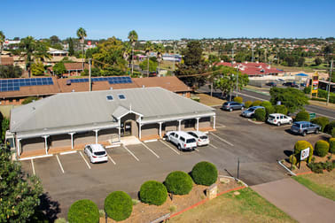 18 Hanna Court Kearneys Spring QLD 4350 - Image 2
