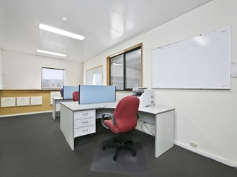 1/8 Fuji Crescent Mornington VIC 3931 - Image 2