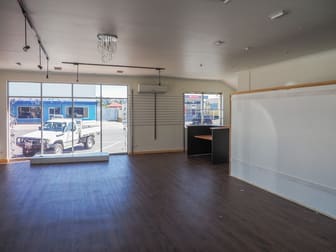 17 Edinburgh Street Port Lincoln SA 5606 - Image 2