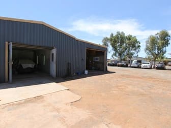 17 Harwell Way Wedgefield WA 6721 - Image 2