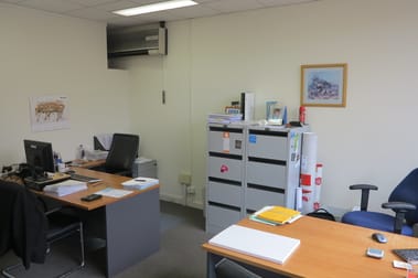 Click to view all images 2/115-117 Bluff Road Sandringham VIC 3191 - Image 2