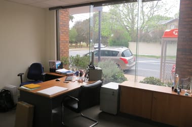 Click to view all images 2/115-117 Bluff Road Sandringham VIC 3191 - Image 3