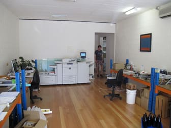 Click to view all images 106 Charman Road Mentone VIC 3194 - Image 3