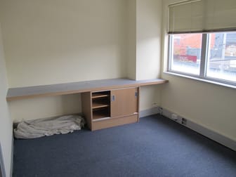 Click to view all images First Floo/434 Hampton Street Hampton VIC 3188 - Image 3