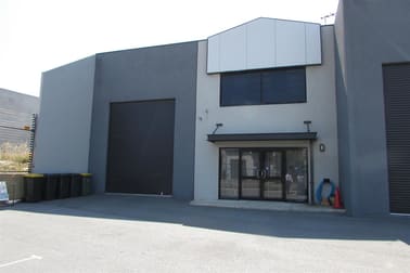 4/44 Erceg Road Yangebup WA 6164 - Image 1