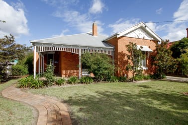 55 Desailly Street Sale VIC 3850 - Image 2