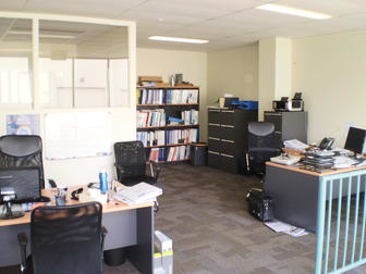 2/54 Howleys Road Notting Hill VIC 3168 - Image 2