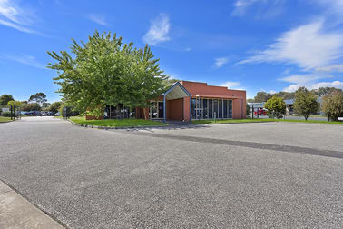 1B Footmark Court Wodonga VIC 3690 - Image 2