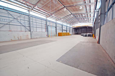 83 Fallon Street Albury NSW 2640 - Image 2