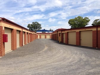 10/11 Tragalgar Street Wodonga VIC 3690 - Image 2