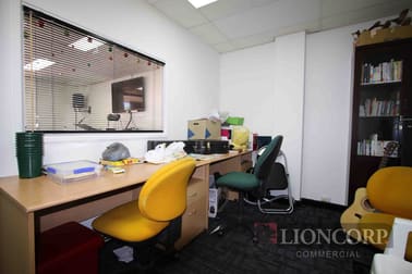 Upper Mount Gravatt QLD 4122 - Image 2