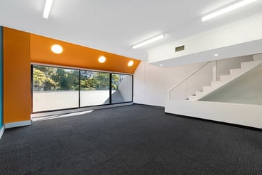 2/211 Ben Boyd Road Neutral Bay NSW 2089 - Image 1