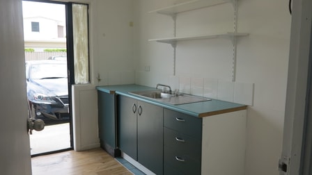 2/68 Kingsford Smith Parade Maroochydore QLD 4558 - Image 2