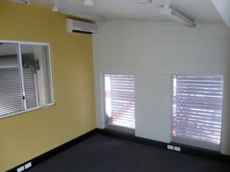27 Station Avenue Darra QLD 4076 - Image 2