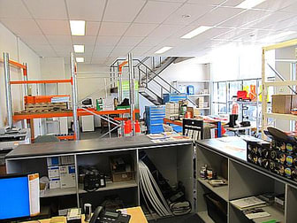 Unit 2/ 640-680 Geelong Road Brooklyn VIC 3012 - Image 3