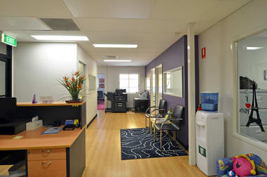 2 Park Road Milton QLD 4064 - Image 2