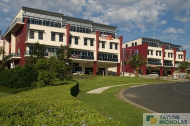 27/7 Hoyle Avenue Castle Hill NSW 2154 - Image 1