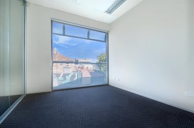 8/74 Kembla Street Wollongong NSW 2500 - Image 3