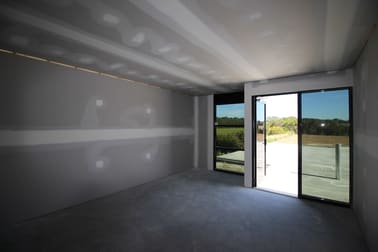 3/94 Brunel Road Seaford VIC 3198 - Image 2