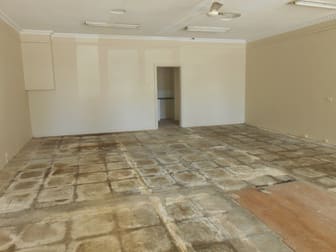 22 Main Road Monbulk VIC 3793 - Image 2