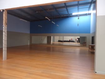 8/21 Power Road Bayswater VIC 3153 - Image 2