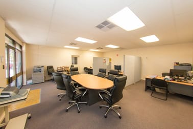 Click to view all images 117 Henley Beach Road Mile End SA 5031 - Image 2