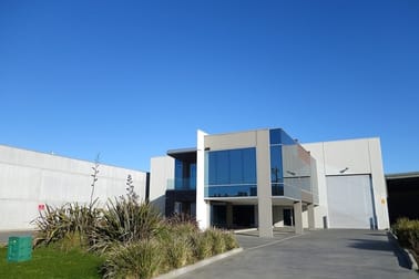 17 Johnston Court Dandenong VIC 3175 - Image 2
