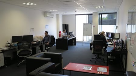 202/122 Toorak Road South Yarra VIC 3141 - Image 2