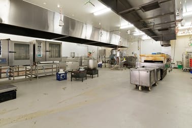 Click to view all images 26-30 Lamana Road Braeside VIC 3195 - Image 3