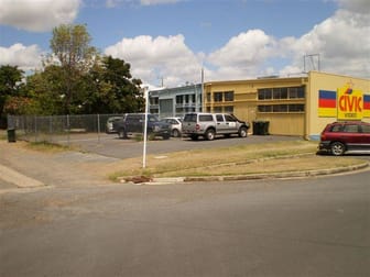 152 West Rockhampton QLD 4701 - Image 3