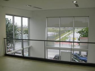 9 Longland Street Newstead QLD 4006 - Image 3