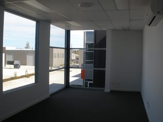 Click to view all images 18/150 Chesterville Road Moorabbin VIC 3189 - Image 2