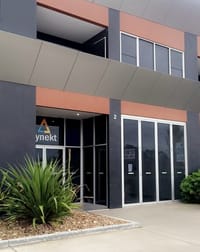 2/2 Carbine Way Mornington VIC 3931 - Image 1