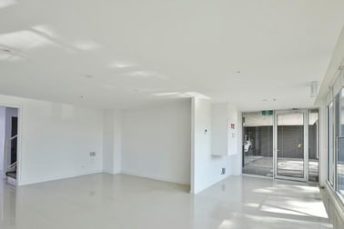 2/1 George Street Sandringham VIC 3191 - Image 2