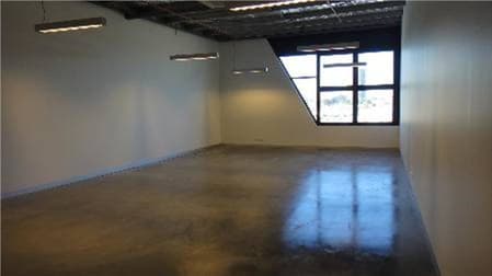 Click to view all images /15-87 Gladstone South Melbourne VIC 3205 - Image 2